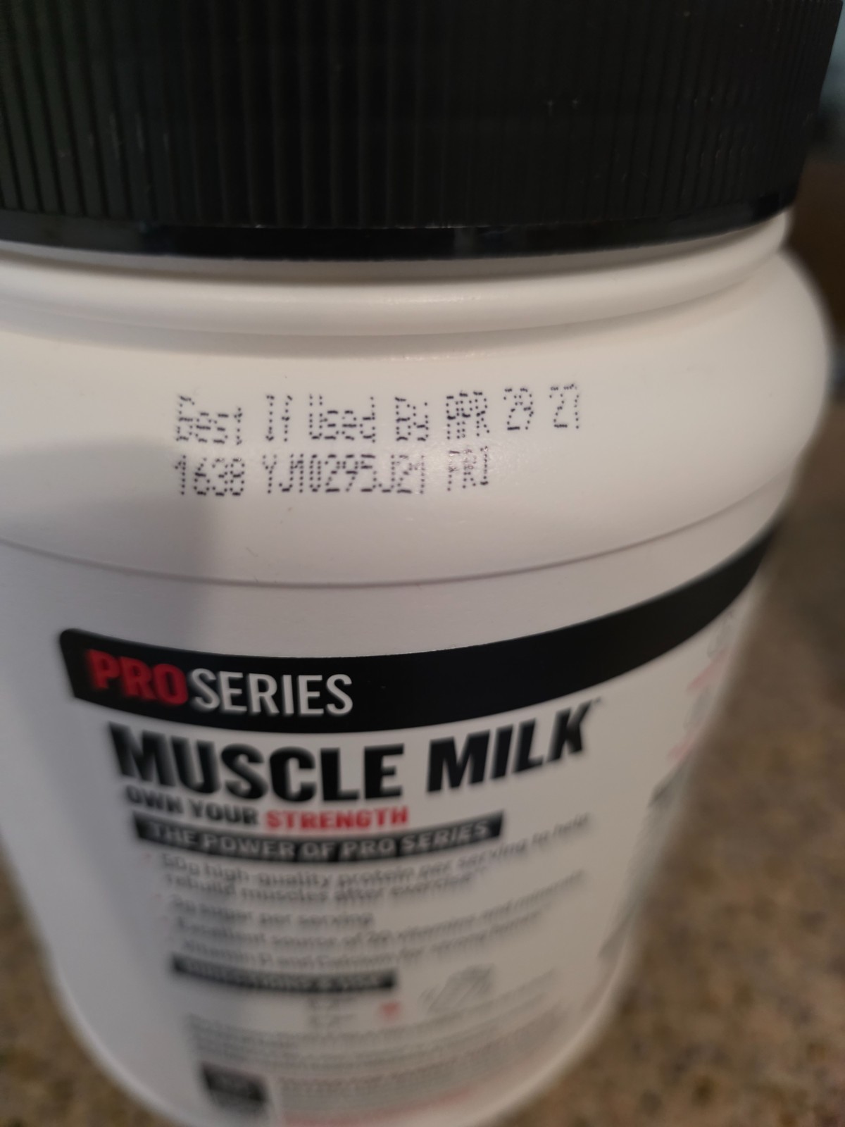 Muscle Milk Pro Series Protein Powder Supplement – Slamming strawberry exp 4/27