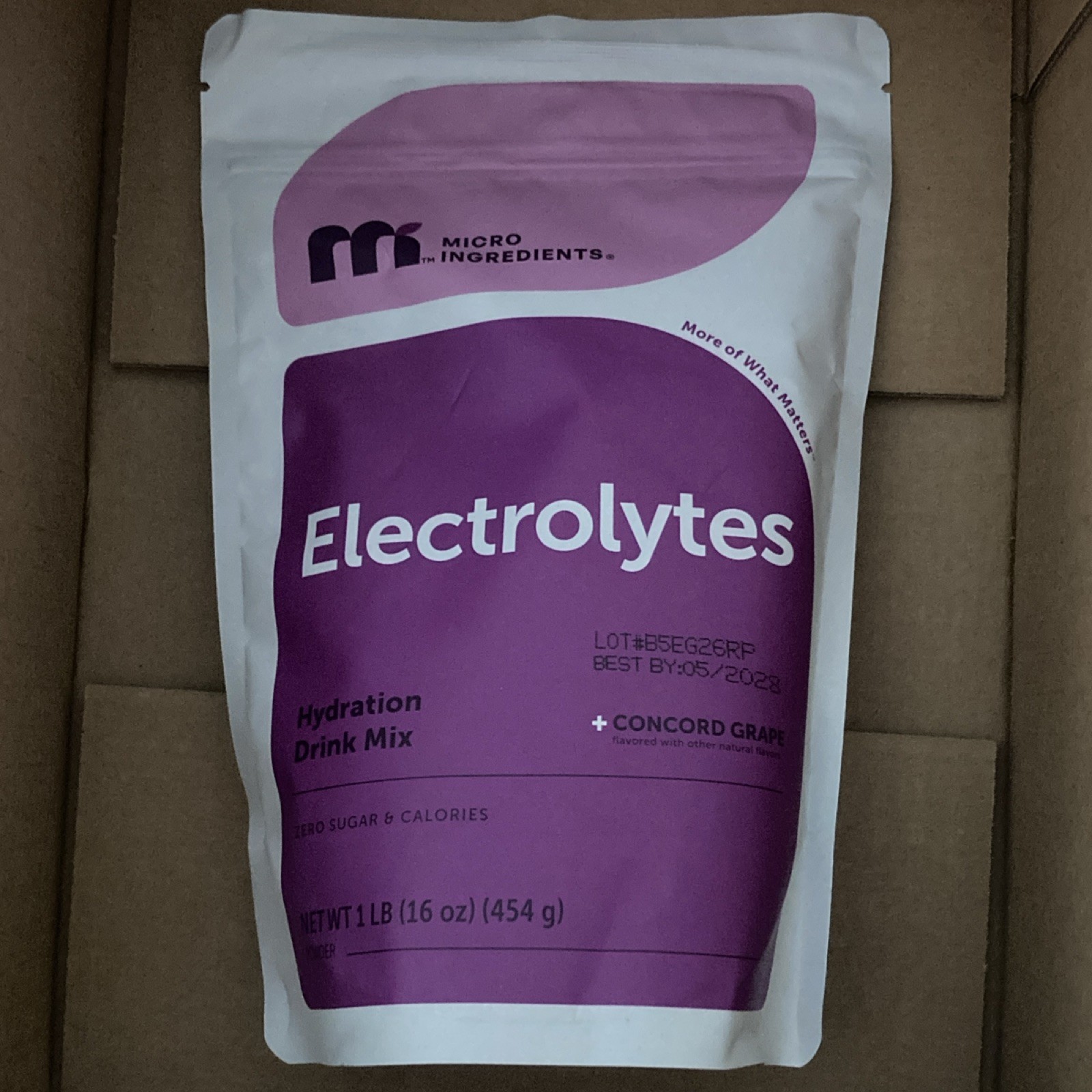 Micro Ingredients Electrolytes Hydration Powder Drink Mix, Concord Grape 1 lb