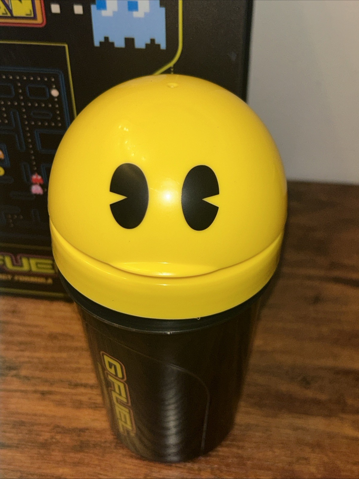 G FUEL Pac-Man Limited Edition Light Up Collector’s Box & Shaker Bottle Set