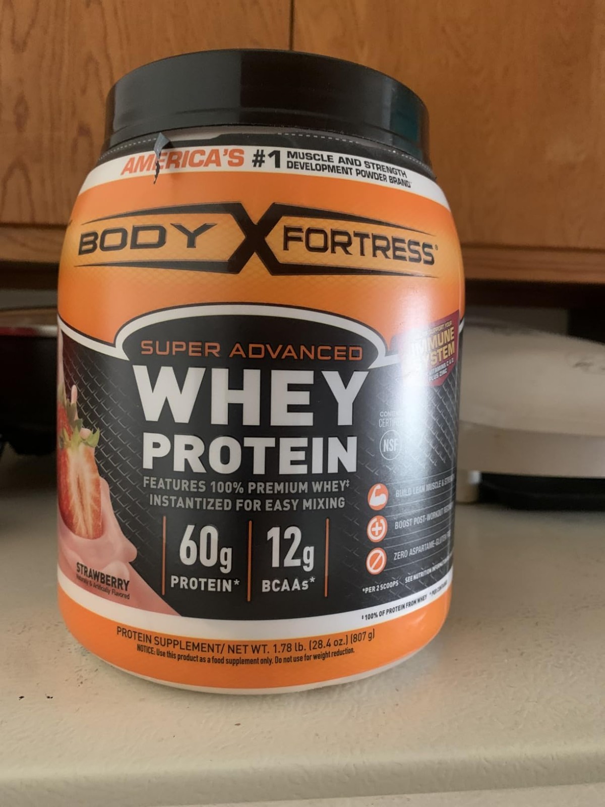 Body Fortress Super Advanced Whey Protein Powder, Cookies N’ Creme, 60g Protein