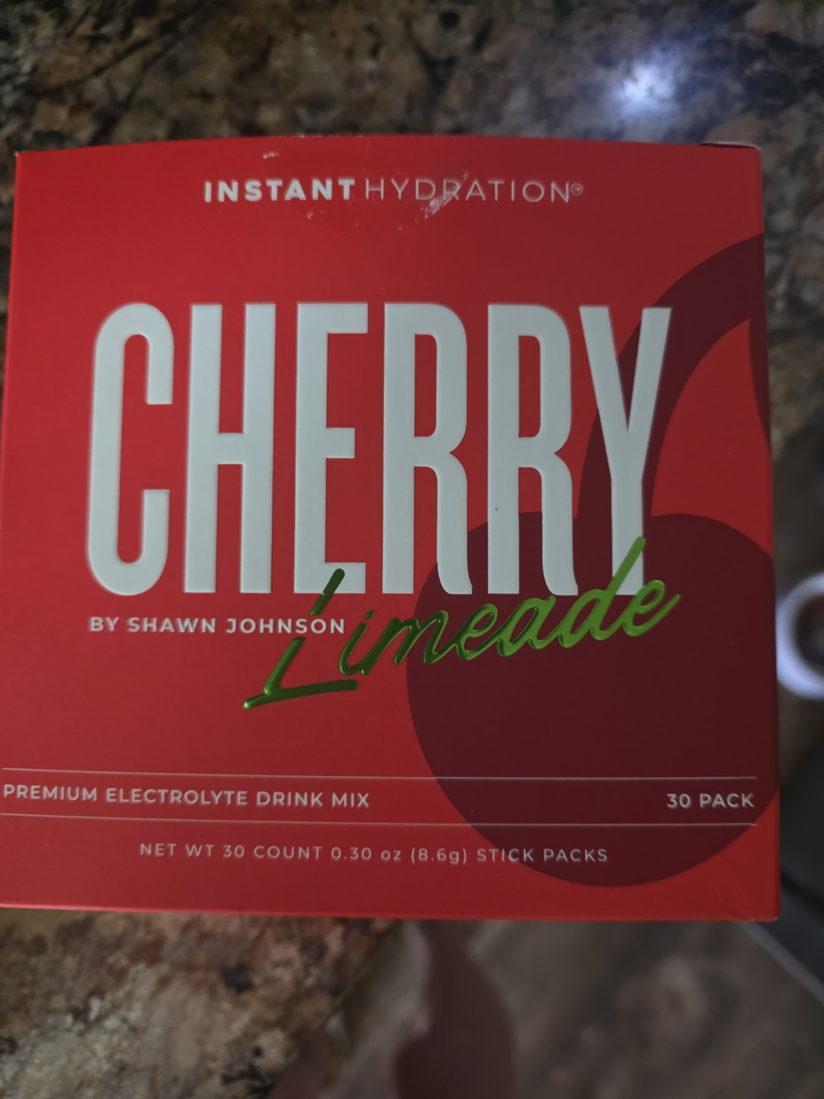 Instant Hydrationby Shawn Johnson Premium Electeolyte Drink Mix 29 Packets