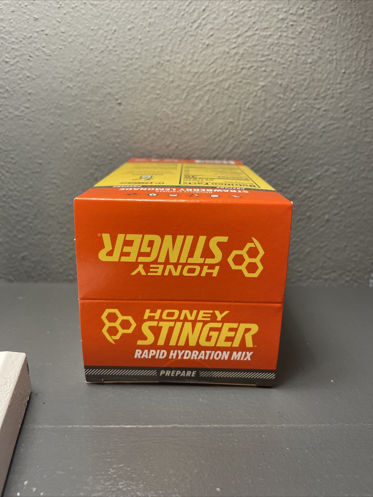 Honey Stinger Strawberry Lemonade Rapid Hydration Recovery 10 Pack Box 5/19/23