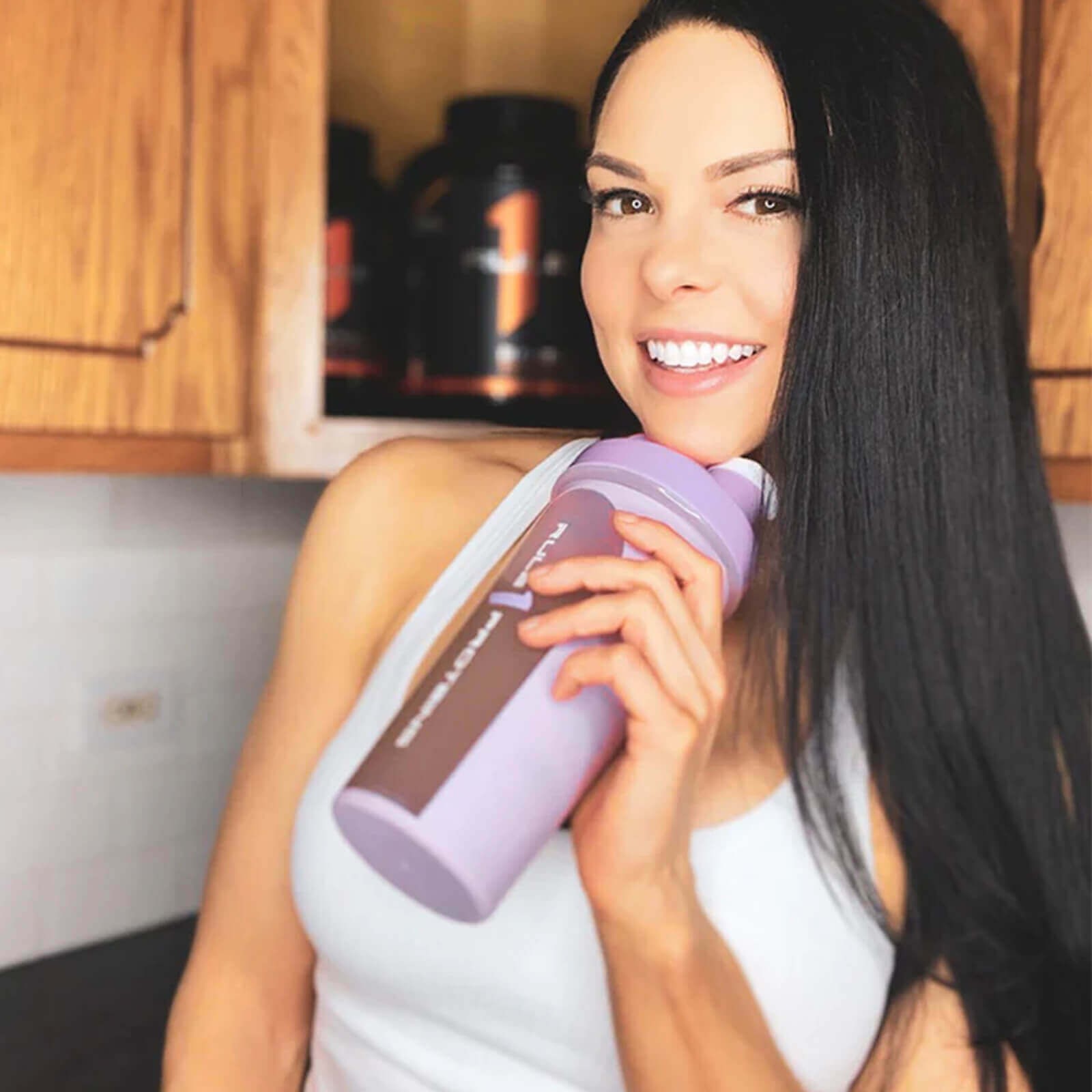 RULE 1 Protein 30 serv Strawberries Creme Whey Isolate Hydrolysate 1.98lb
