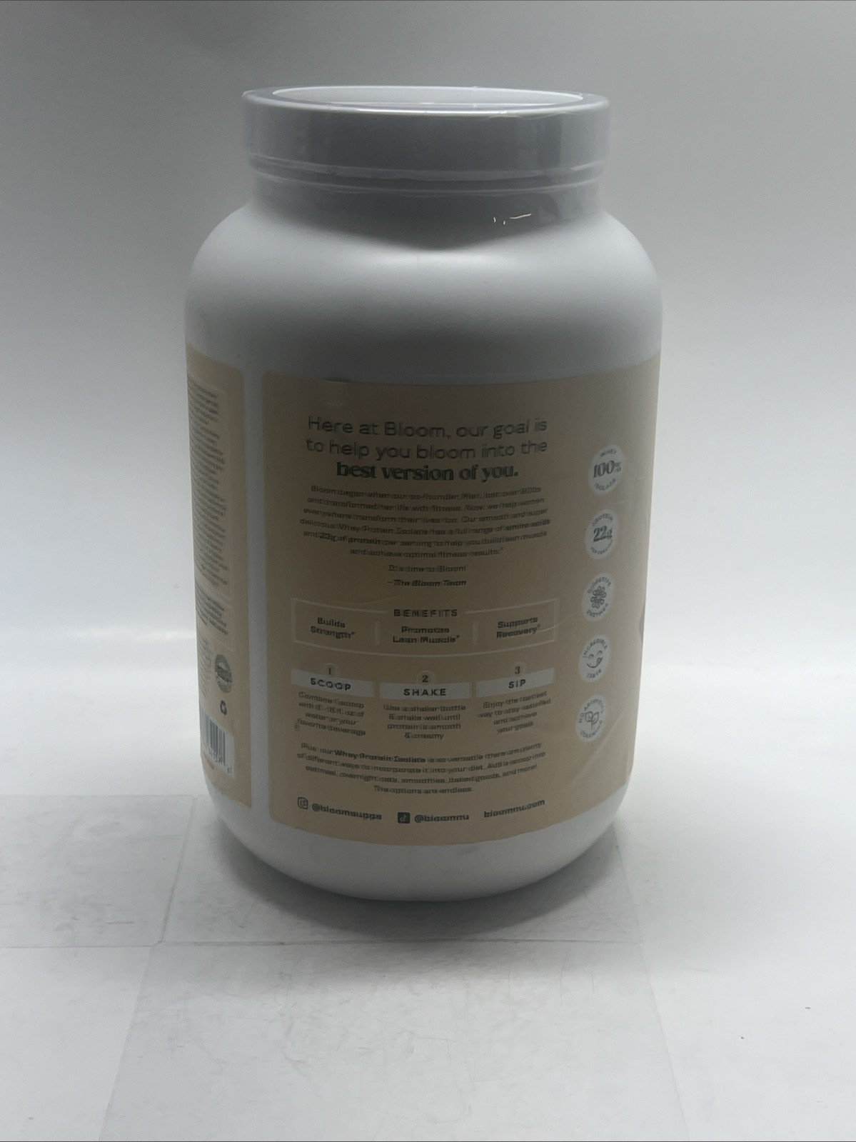 Bloom Nutrition Whey Isolate Protein Powder, Chocolate 30 Servings Exp 11/2026