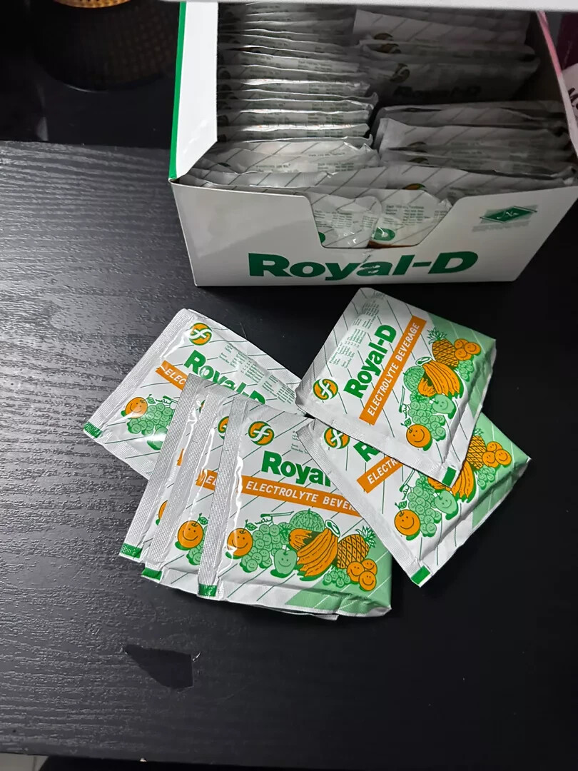 Pack 50 Sachets Royal-D Electrolyte Beverage Athletes Exercise Powder Drink 25g