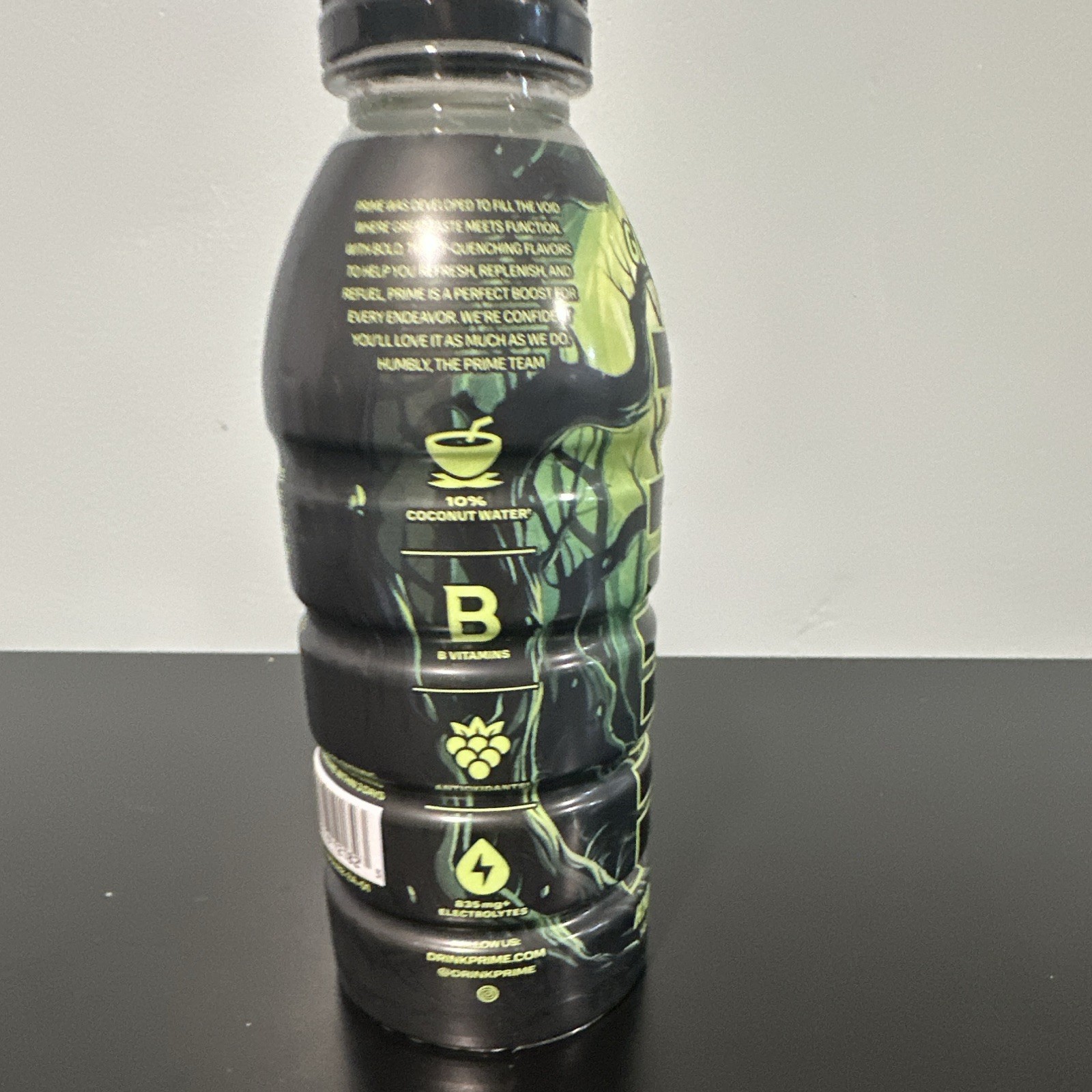 PRIME Hydration Electrolyte Drink Glowberry V2 Glow in the dark (expired)