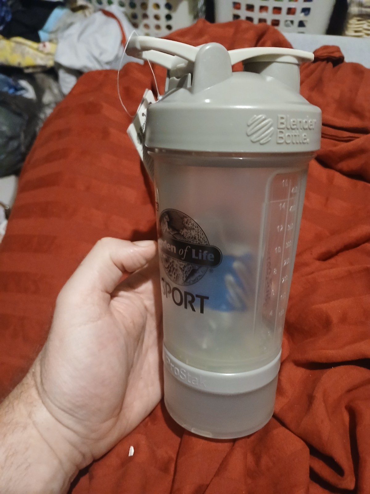 16 oz Blender Bottle Sport w/ Twist n Lock Pro Stack Storage System