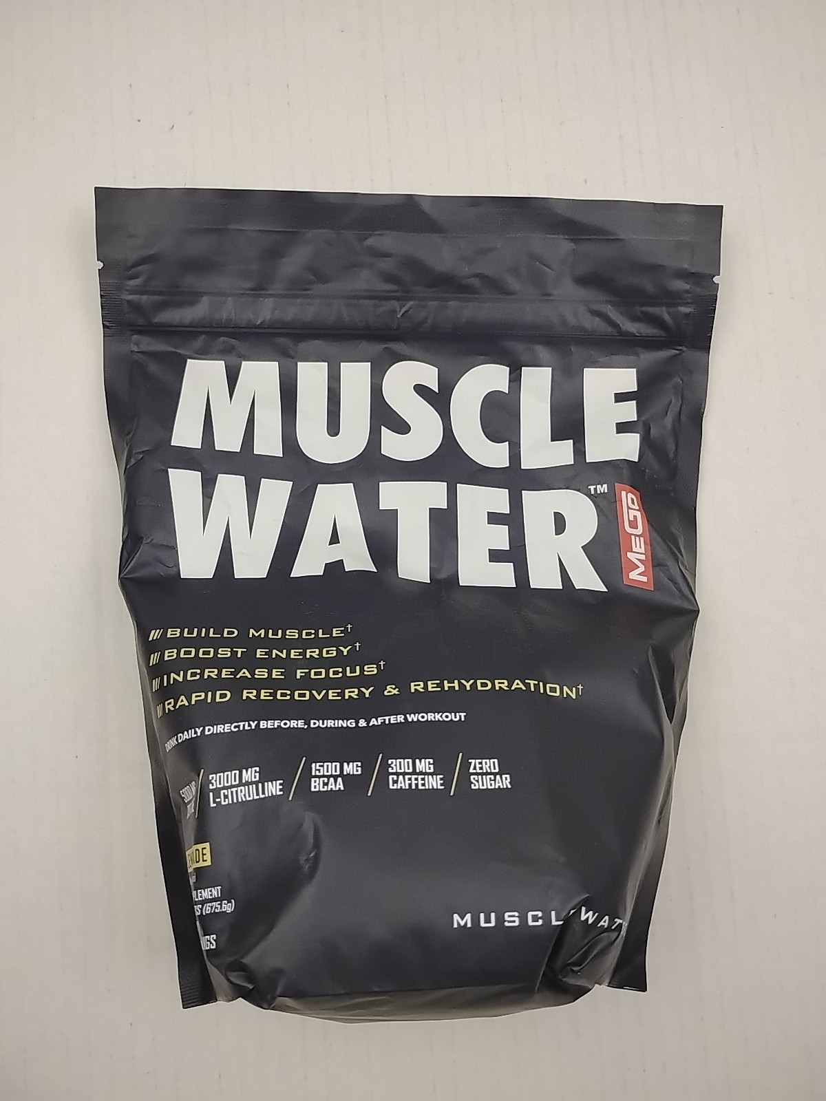 MUSCLE WATER Pre Workout Powder Muscle Pump Energy 20 Supplements EXP 12/2026