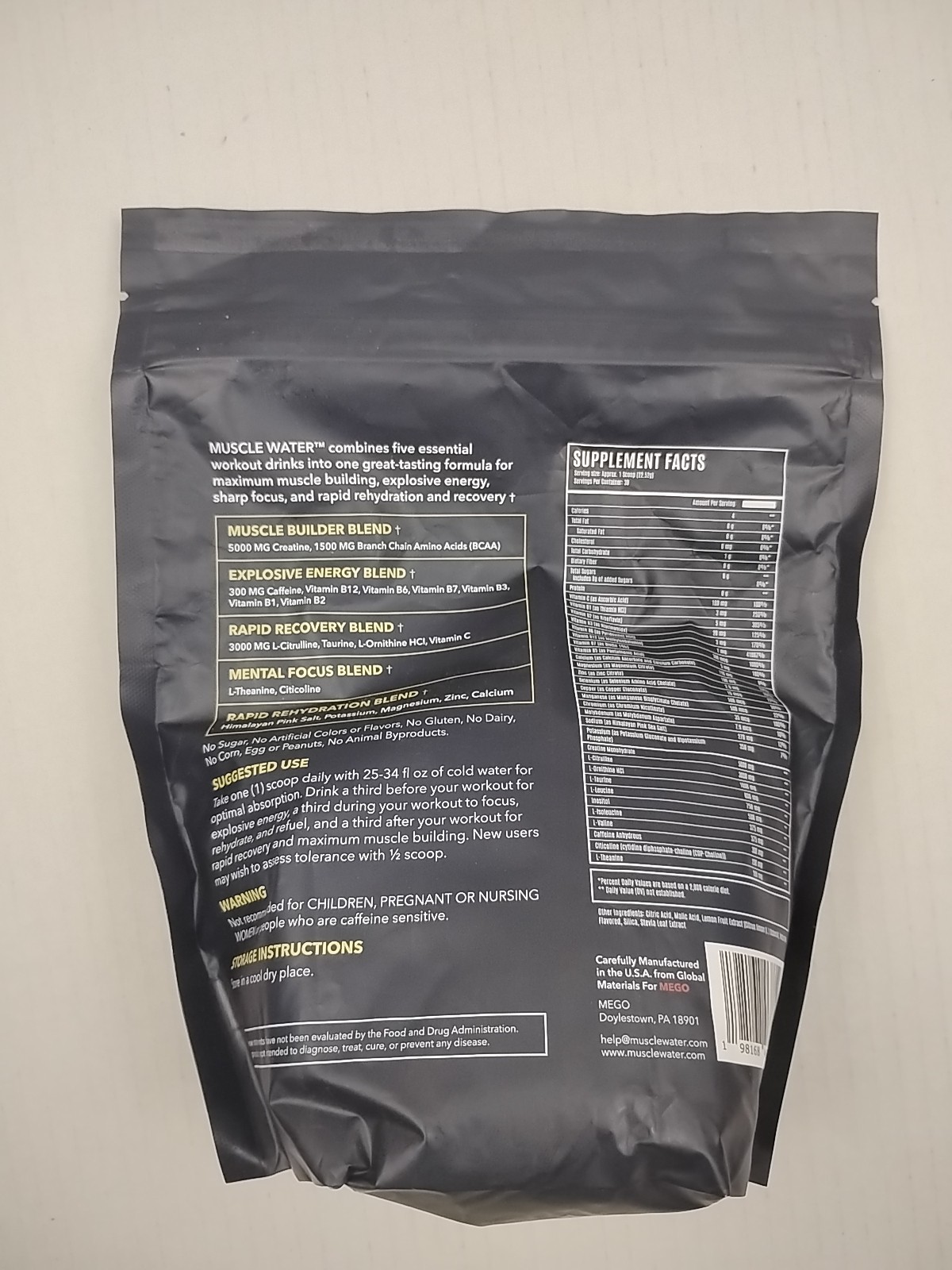 MUSCLE WATER Pre Workout Powder Muscle Pump Energy 20 Supplements EXP 12/2026