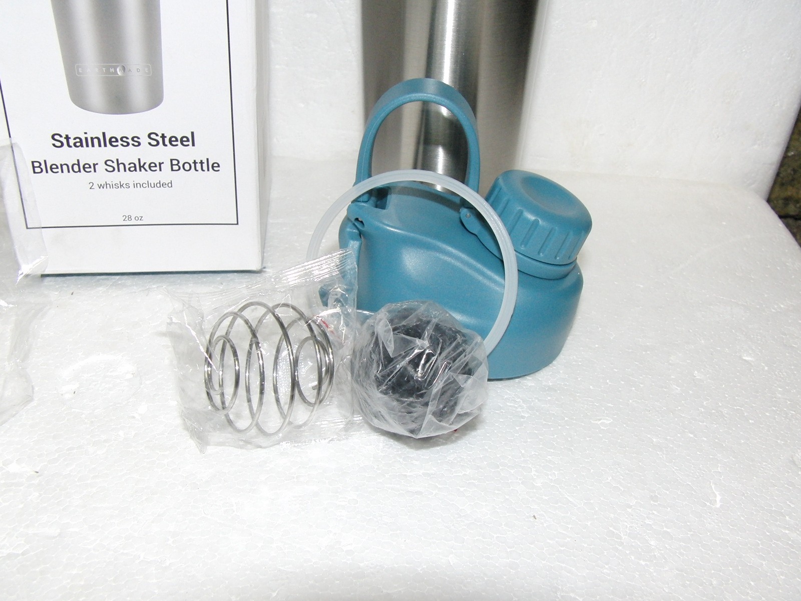 Earthmade Stainless Steel 28oz Blender Shaker Bottle Mixer NEW