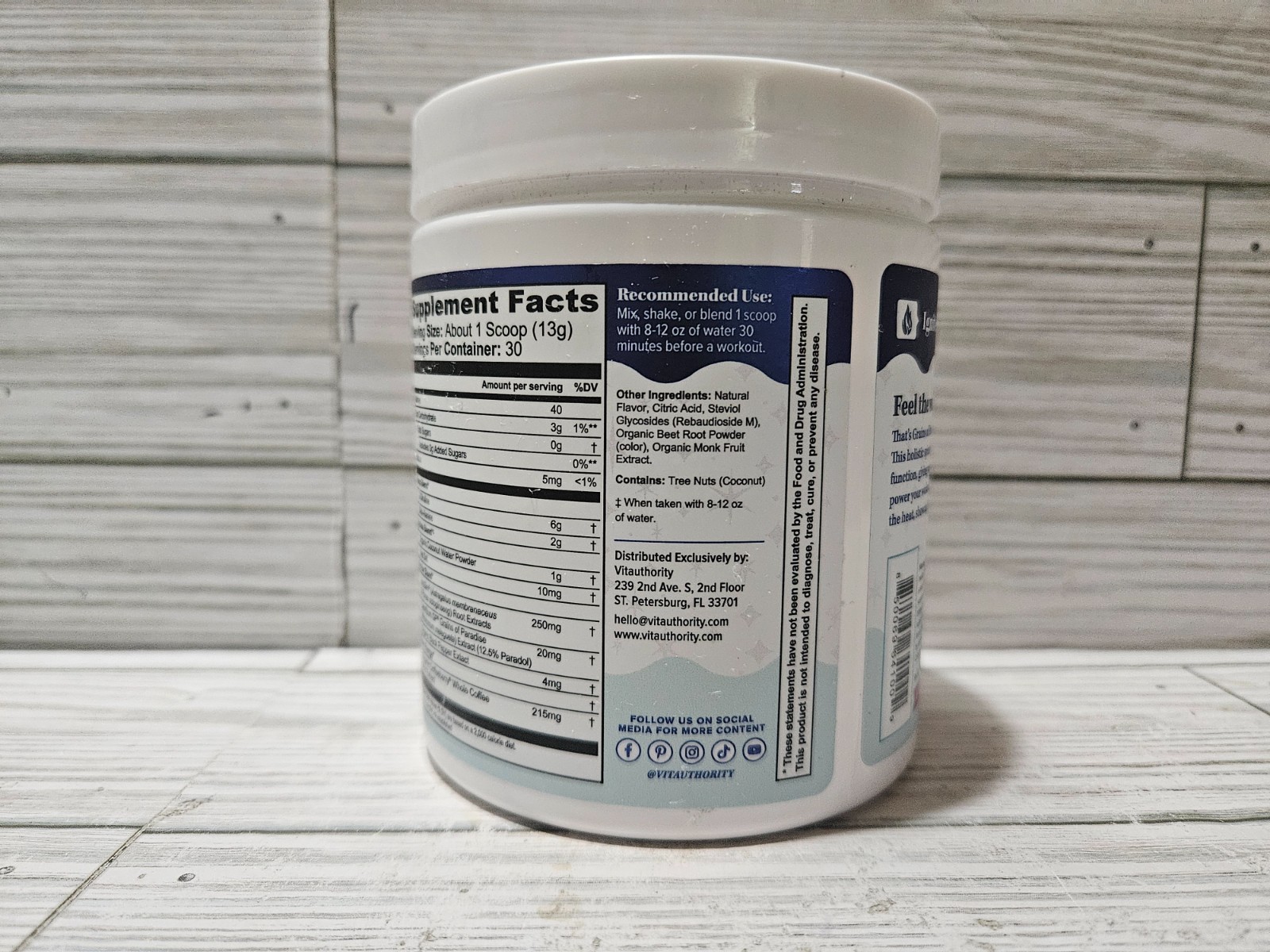 Vitauthority Vita Pre Pre-Workout Hydration Powder Fruit Fusion 13.5oz 12/2026