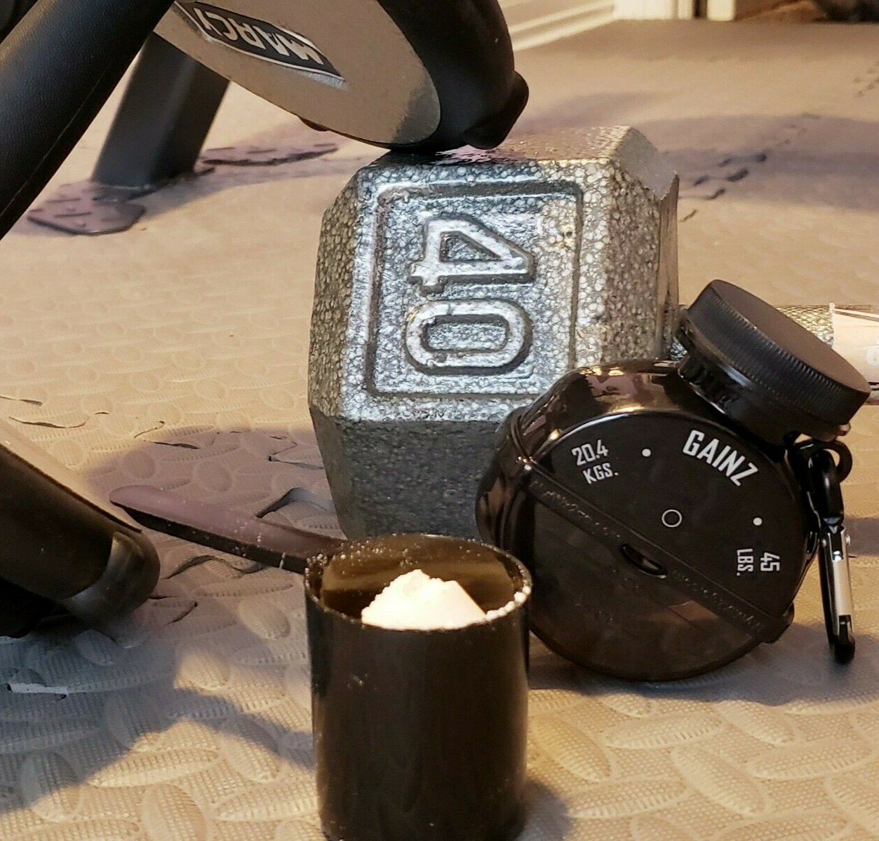 Portable Supplement Powder Storage Container/Funnel Keychain Gym Free Shipping