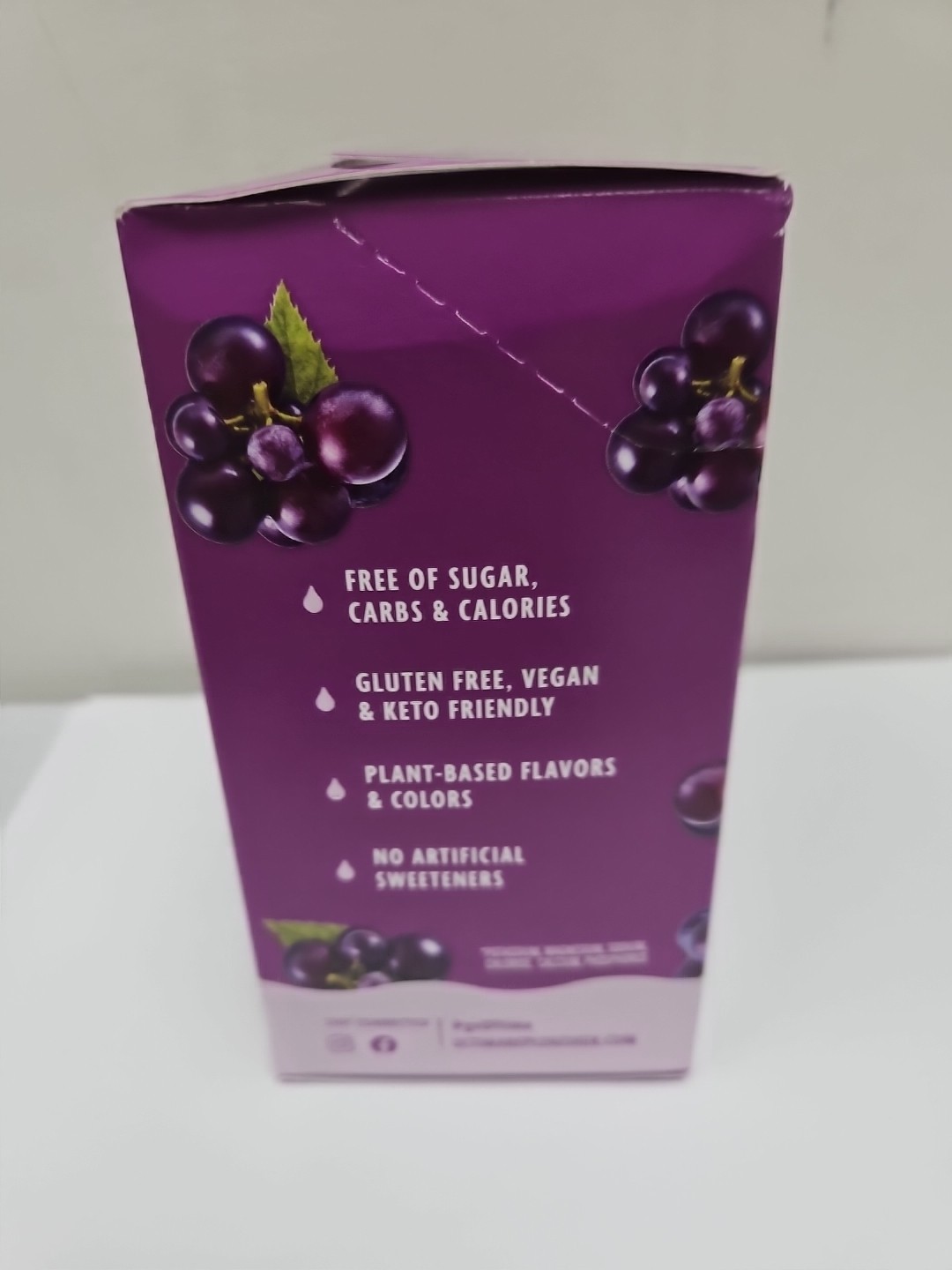 8/26 Ultima Replenisher Hydrating Electrolyte Powder, Grape, 20 Count Box (A7)