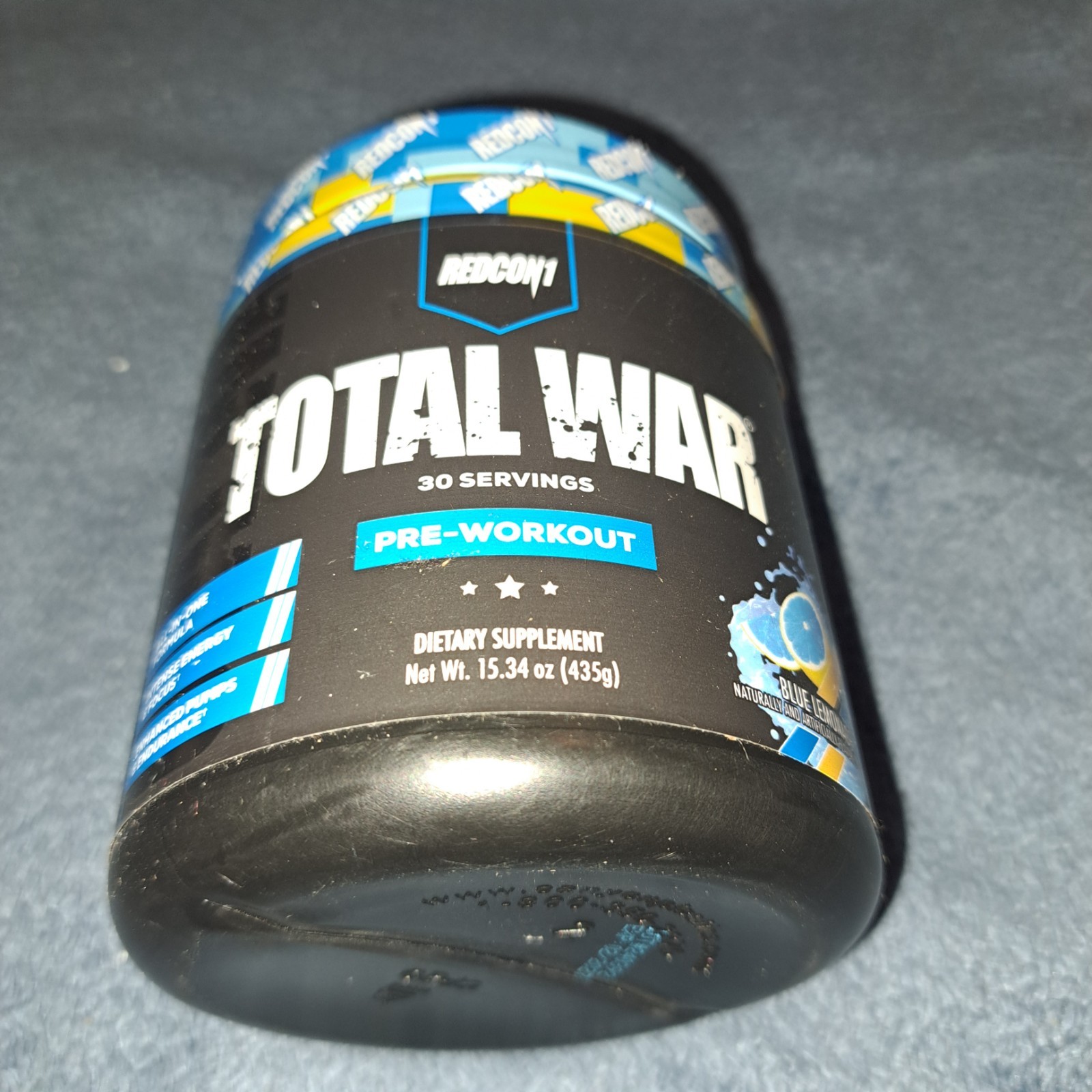 Redcon1 TOTAL WAR 30 Servings 15.34 Oz Blue Lemonade Pre Workout Exp 2/2027