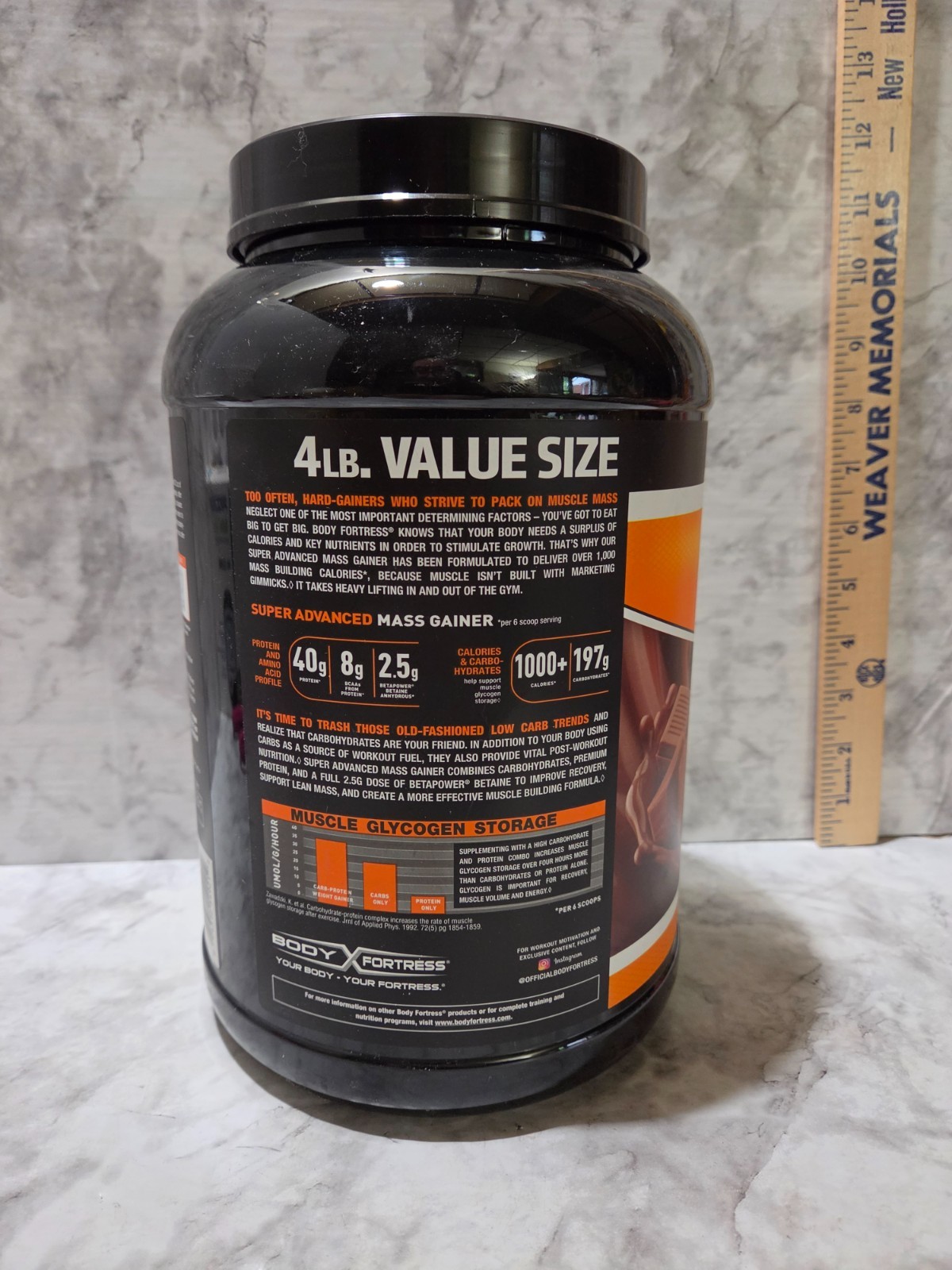 Body Fortress Super Advanced Mass Gainer 40g Protein Chocolate 4 LB 11/2026