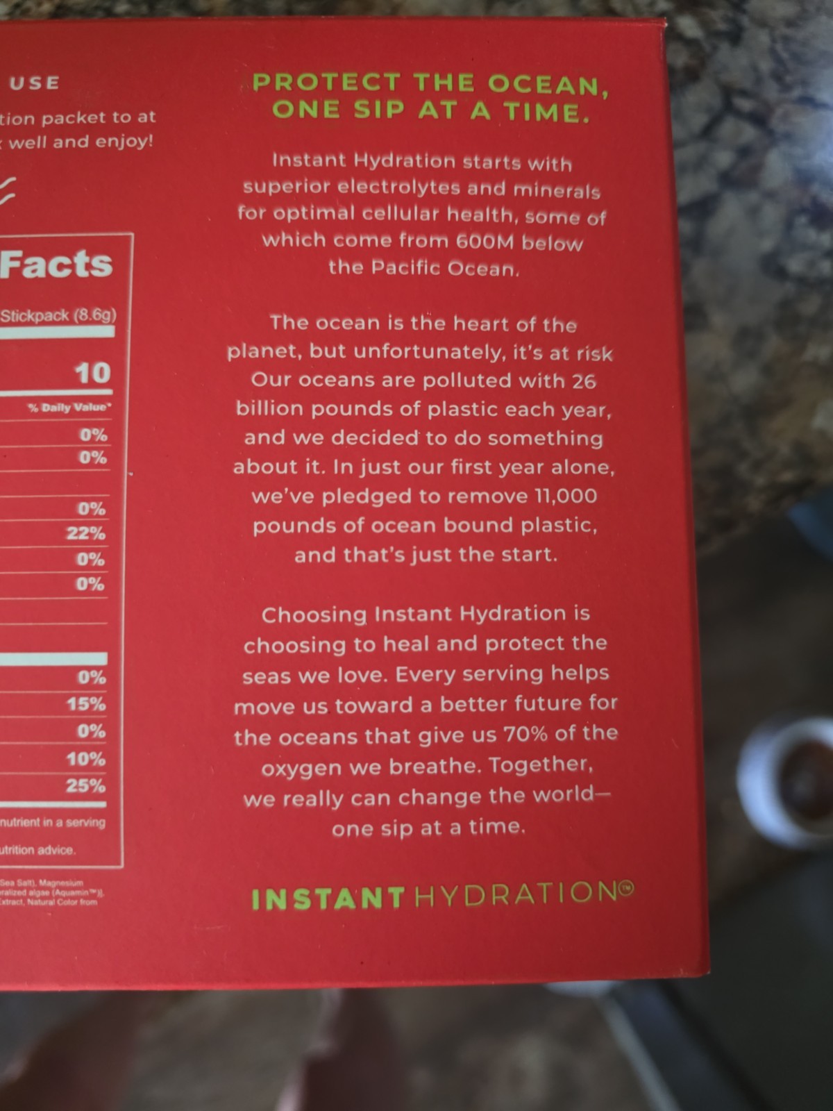 Instant Hydrationby Shawn Johnson Premium Electeolyte Drink Mix 29 Packets