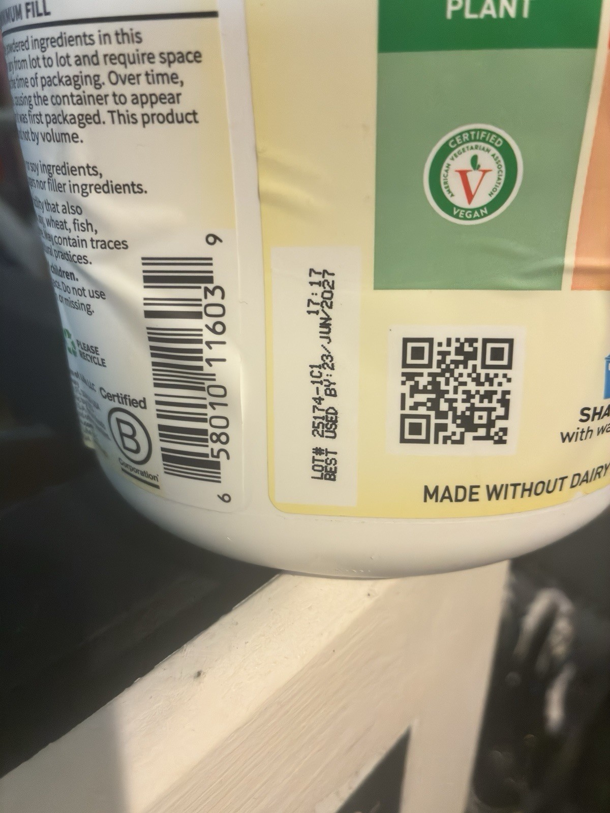 Garden of Life Raw Organic Plant-Based Protein Powder Vanilla 23.28 oz EXP 6/27