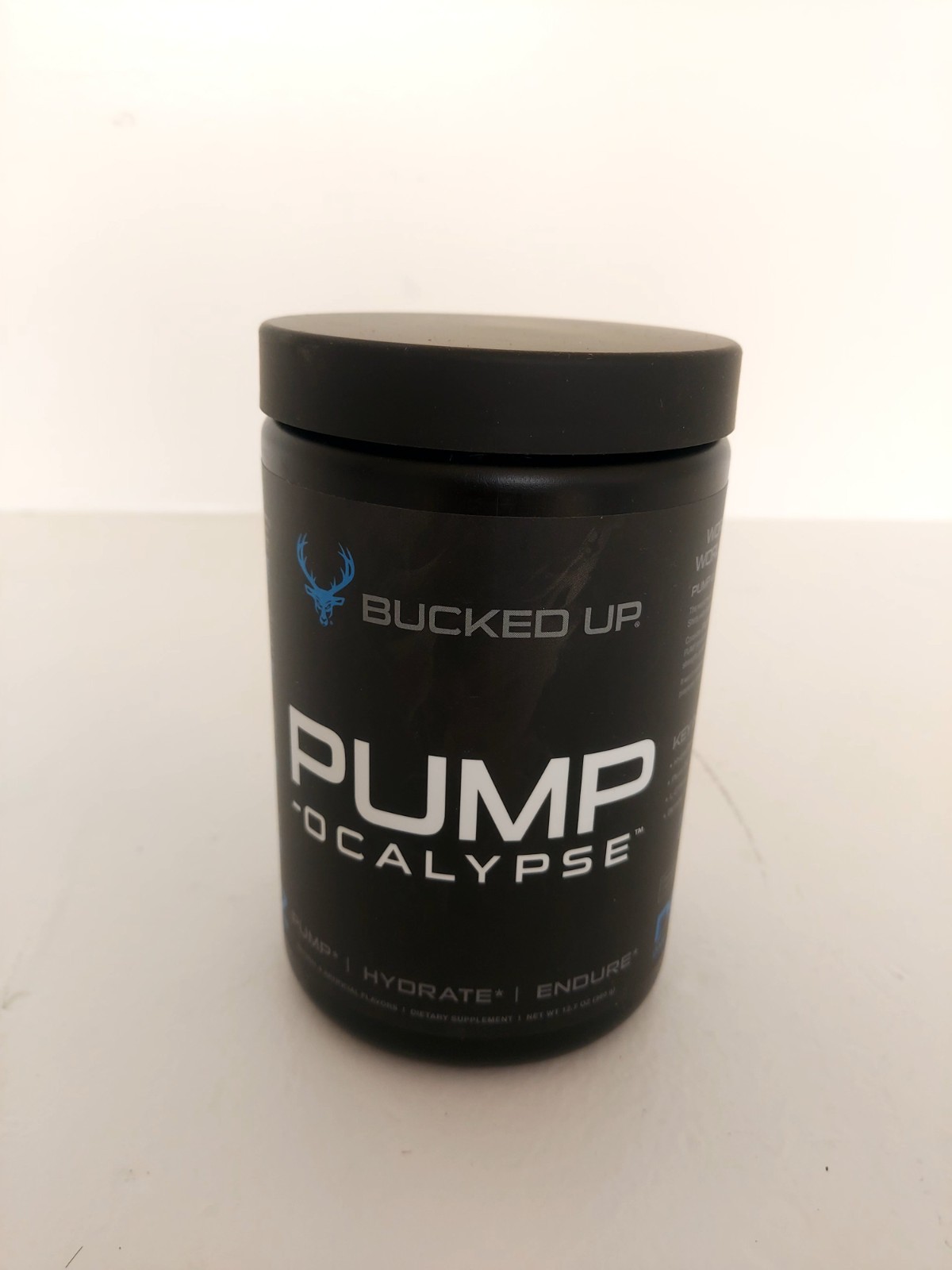 BUCKED UP PUMP-OCALYPSE BLUE RAZ 12.7 OZ 30 SERVINGS 02/2027