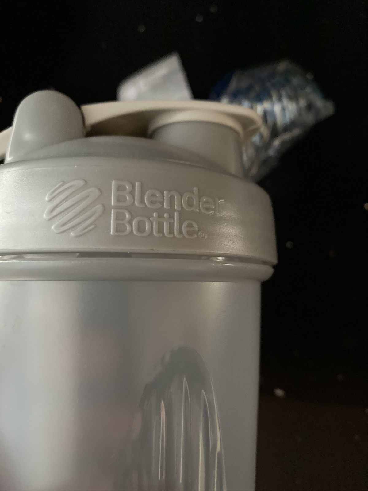BlenderBottle Classic Shaker Bottle, 28oz – Black