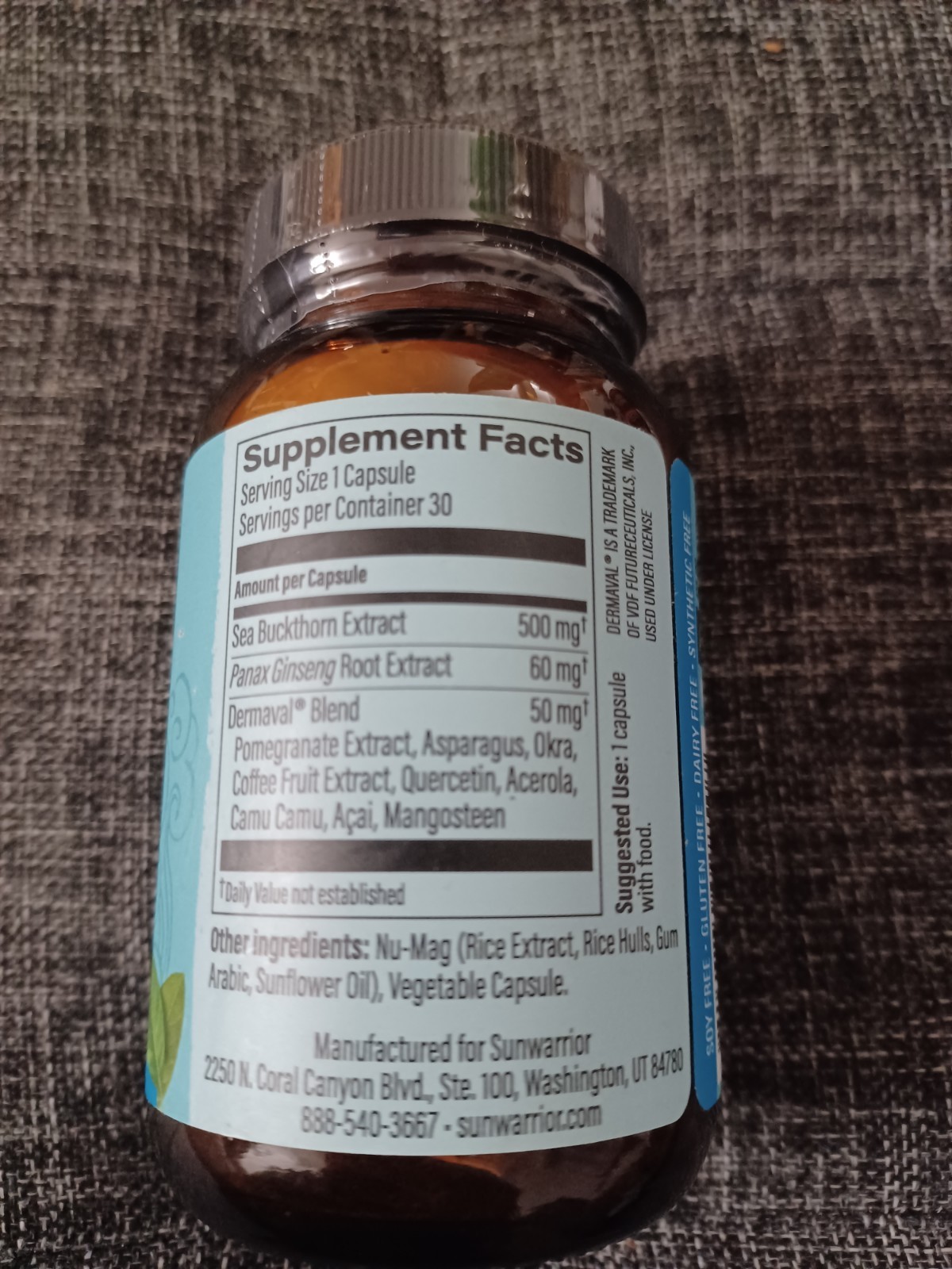 Sunwarrior Collagen Protector Sea Buckthorn Extract 30 V-Caps Exp. 09/2026